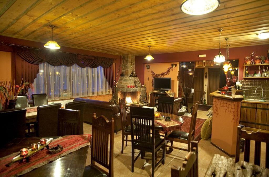 Ontas Guesthouse & Spa Arachova Esterno foto